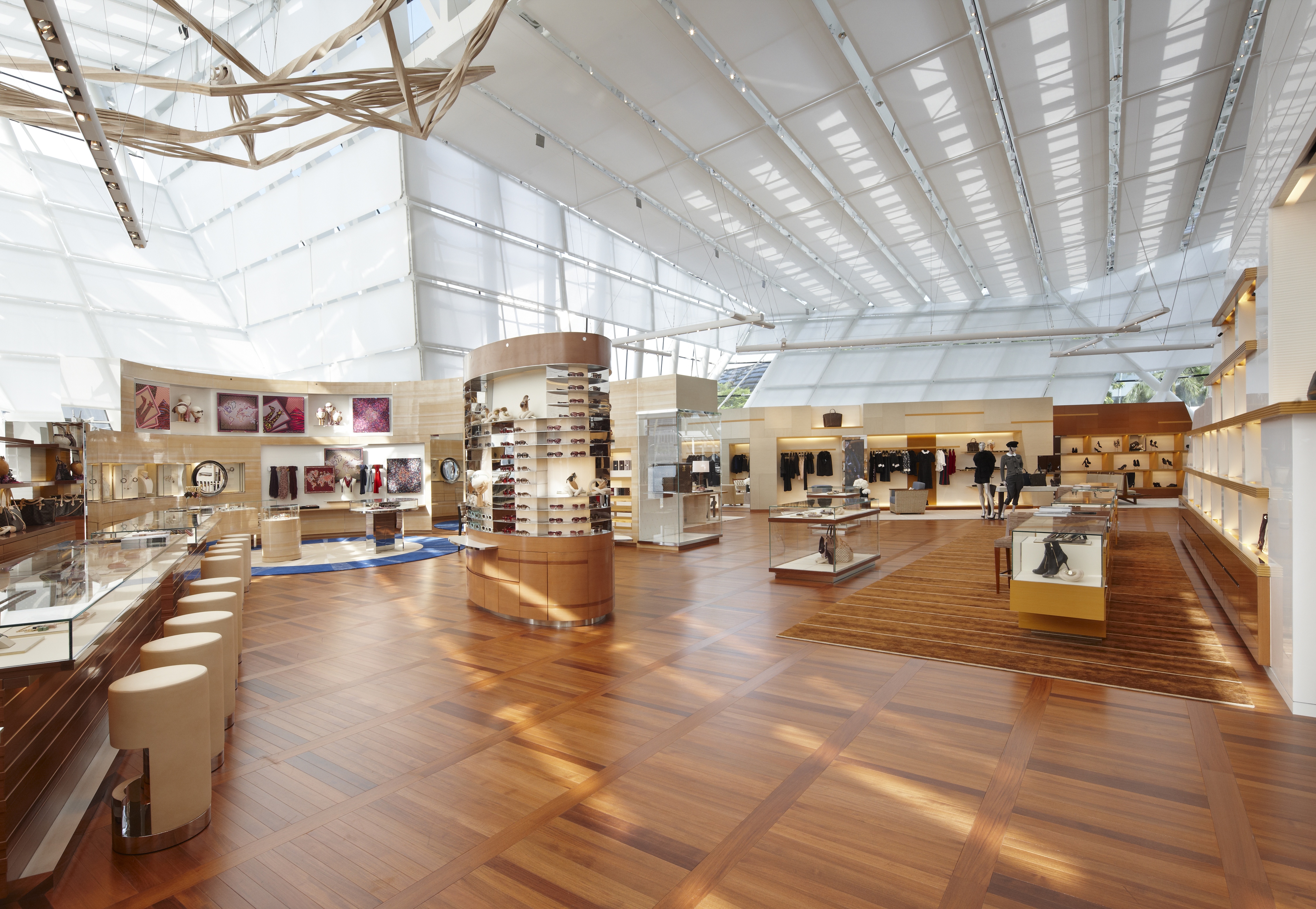 SEFAR® Architecture PTFE Fabric Gracefully Shades Louis Vuitton Flagship Singapore Store ...